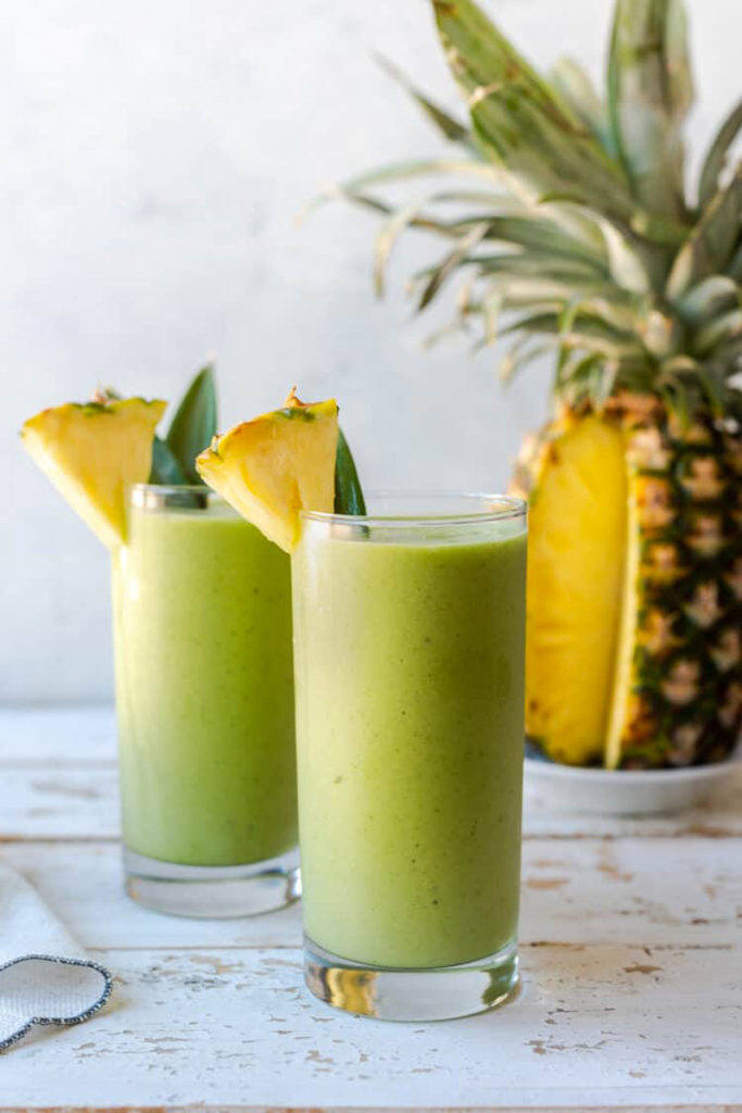 photo smoothie thé vert et ananas