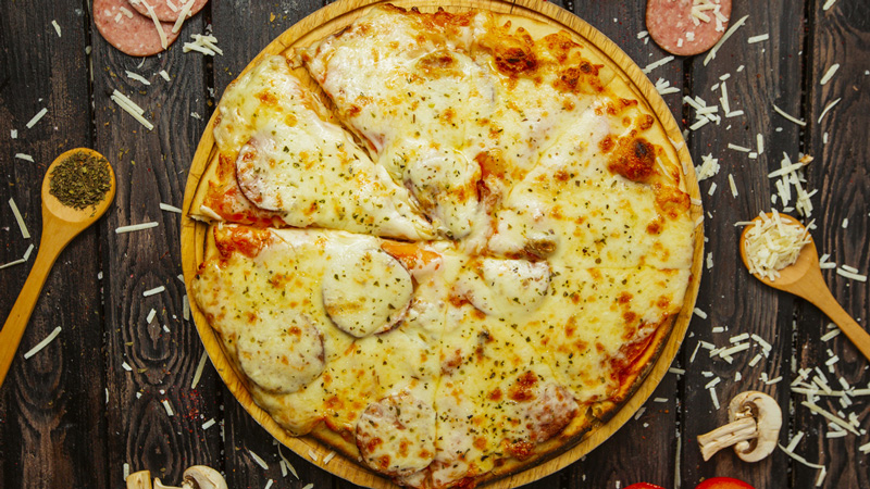 photo pizza base crème