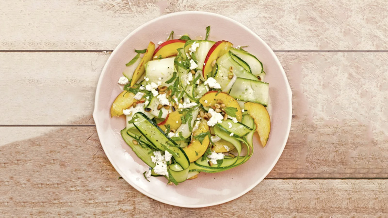 photo salade de courgettes et nectarines